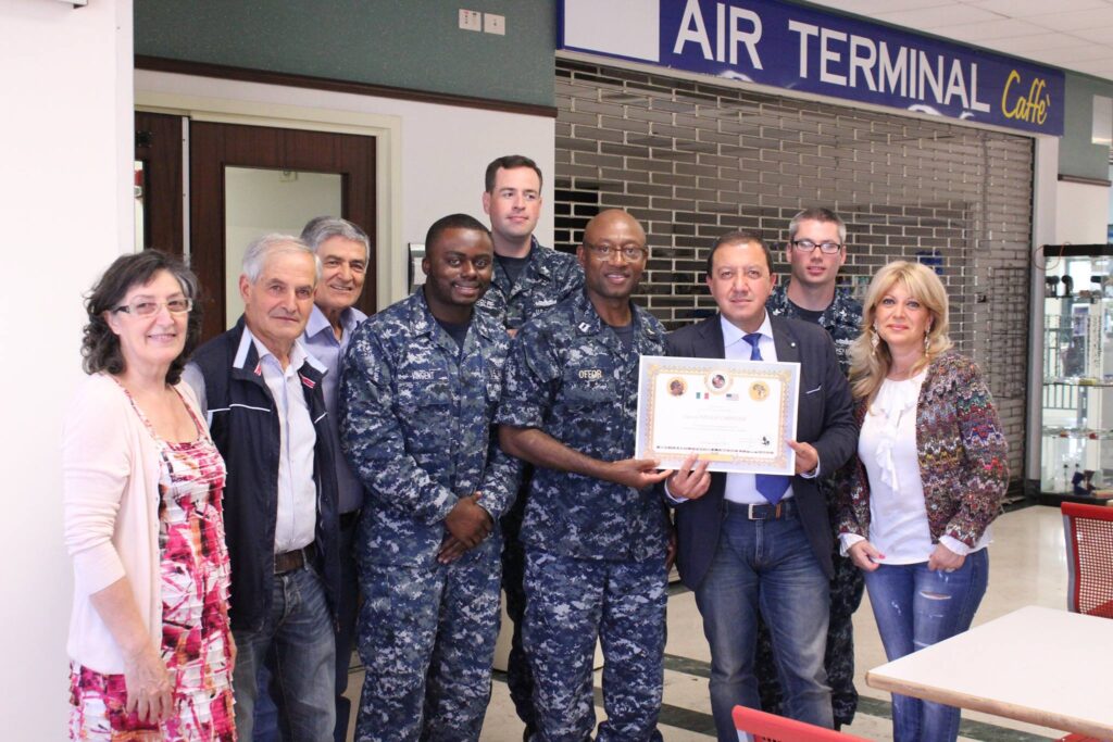 “E TI PORTO IN AFRICA” – PRESSO BASE NATO AMERICANA US NAVY CAPODICHINO